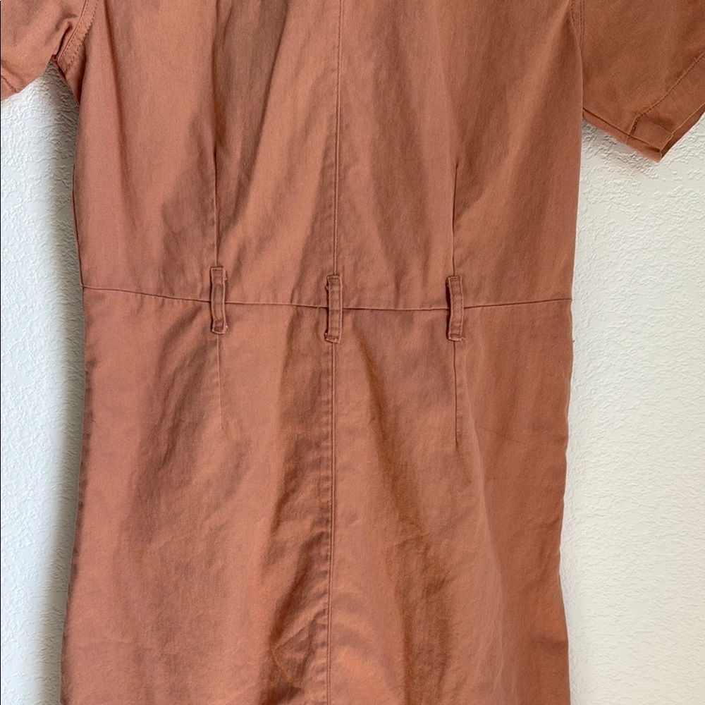 Brown Mini Dress with Mandarin Collar and Short Sleeves - Picture 7 of 11